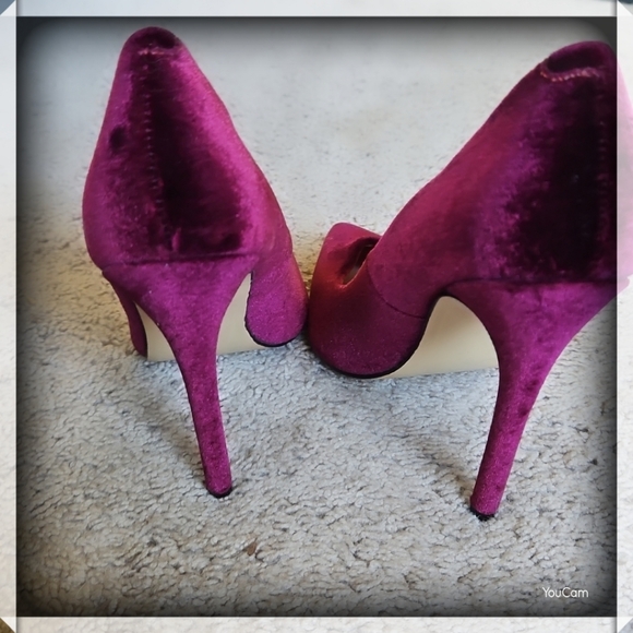 Steve Madden Savy Burgundy Suede Pointed Toe Stiletto Heel Pump Size 5.5M - Picture 3 of 5
